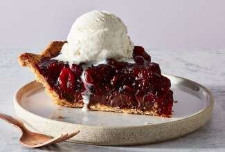 Cranberry-Fudge Pie